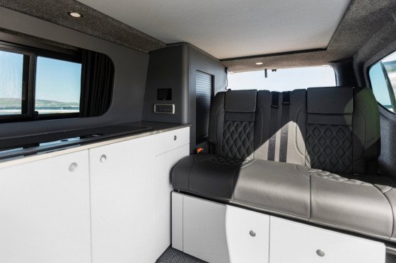 Kitchenette and Main Seating